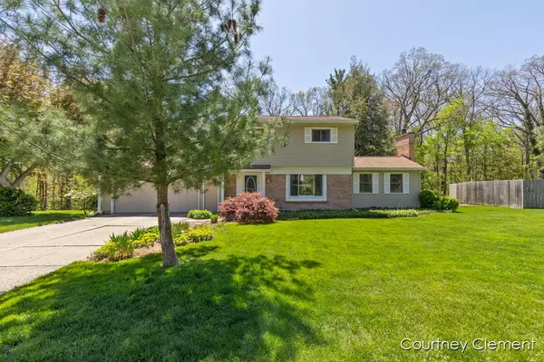 Comstock Park, MI 49321,4775 Brookgate NW Drive