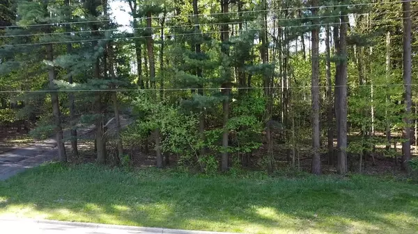 Jonesville, MI 49250,Parkwood Drive