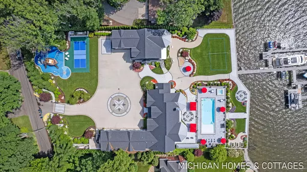 Holland, MI 49424,229 Norwood Avenue