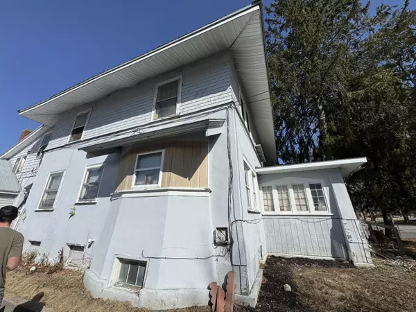 Stanton, MI 48888,127 N Camburn Street