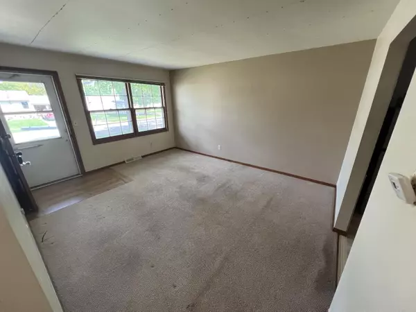 Wyoming, MI 49509,2204 Banner SW Drive