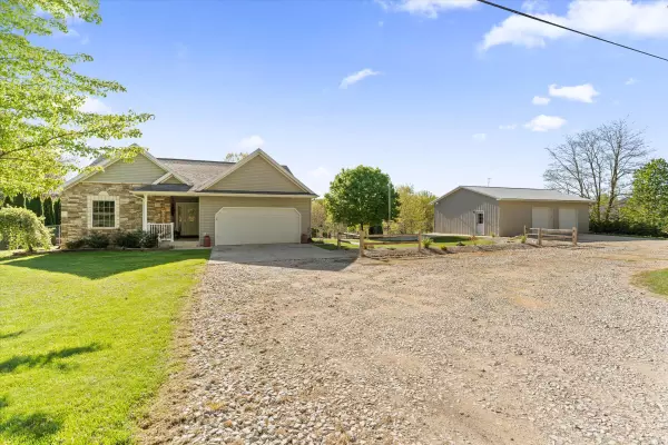 70630 Five Points Rd Road, Edwardsburg, MI 49112
