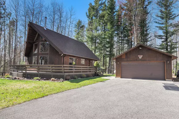 2526 Aikens Road, Manistee, MI 49660