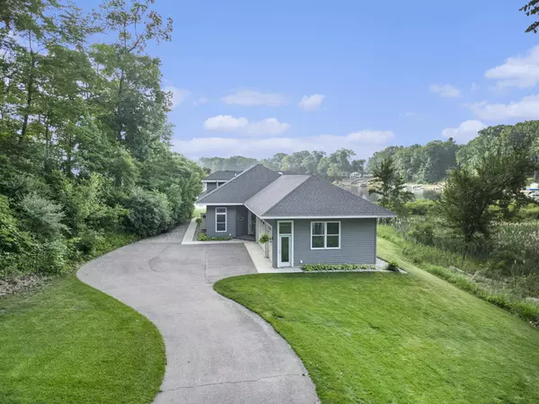 Gobles, MI 49055,28845 Northern Bluff Drive