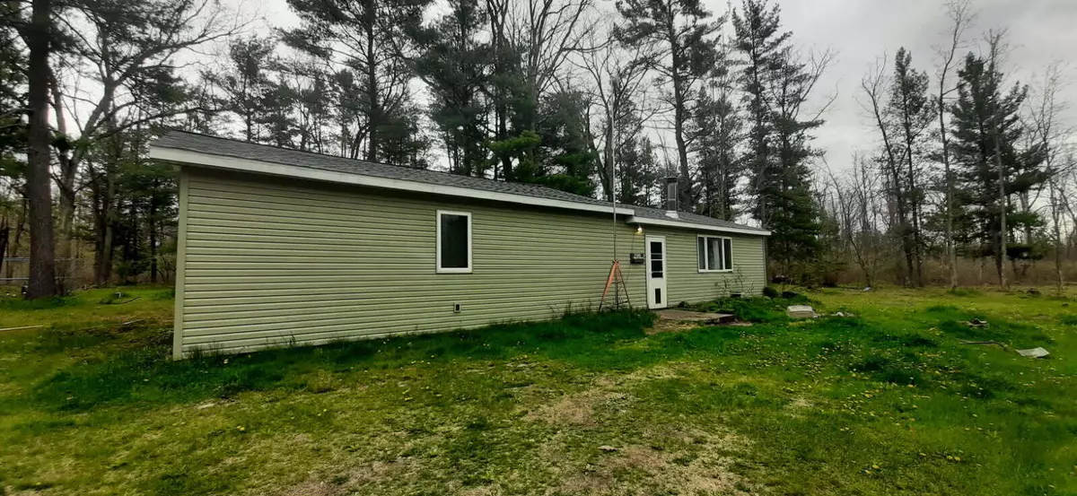 Howard City, MI 49329,7600 W County Line Road