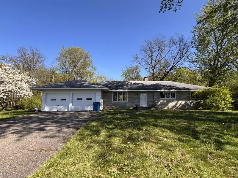 2578 Springbrook Drive, Kalamazoo, MI 49004