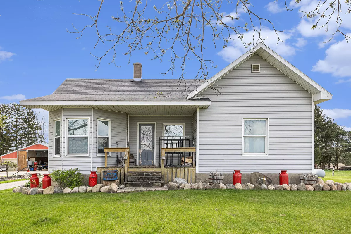 Middleton, MI 48856,6024 Warner Road