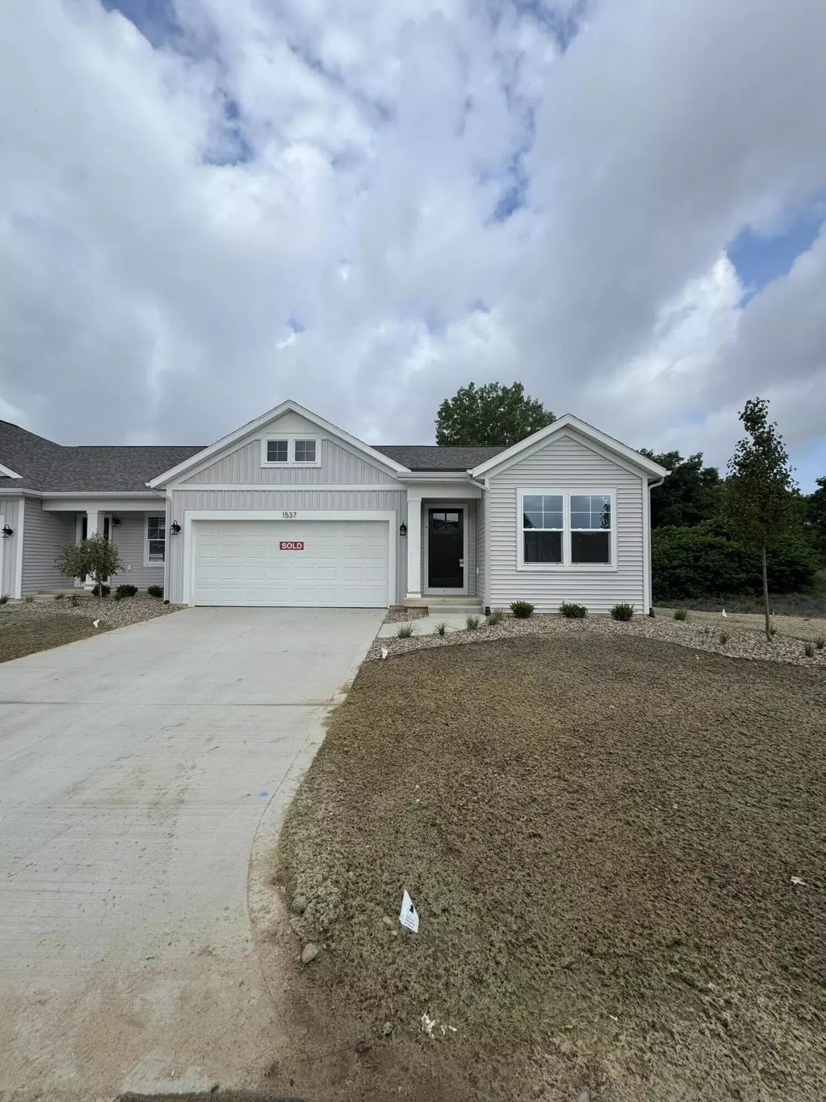 Kalamazoo, MI 49009,1537 N Village Circle