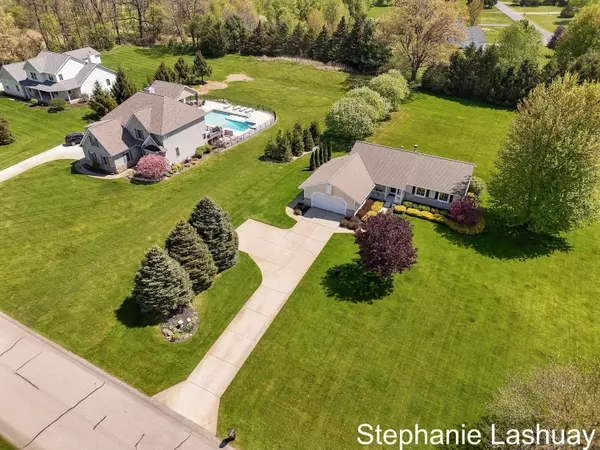 Rockford, MI 49341,8740 Pleasant Meadows NE Drive