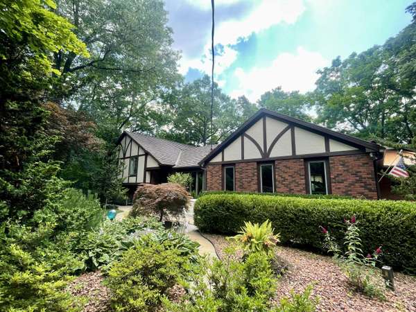 13829 Riker Road, Chelsea, MI 48118