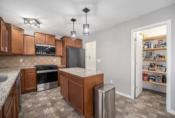 Vicksburg, MI 49097,1033 Odell Farm Lane