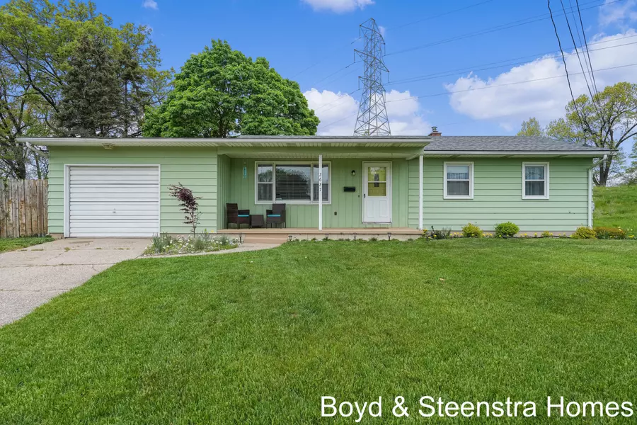 2627 Madelyn SW Drive, Wyoming, MI 49509