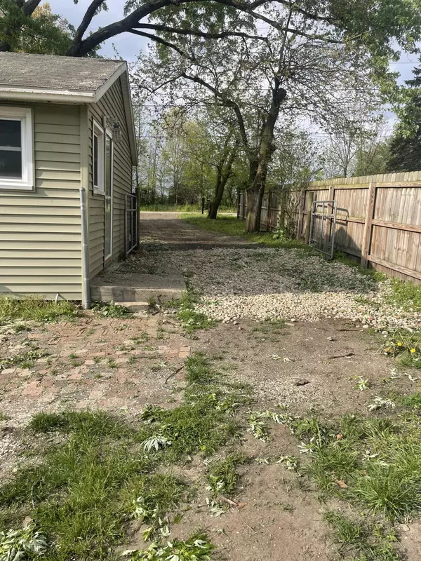 Niles, MI 49120,2806 Beebe Road