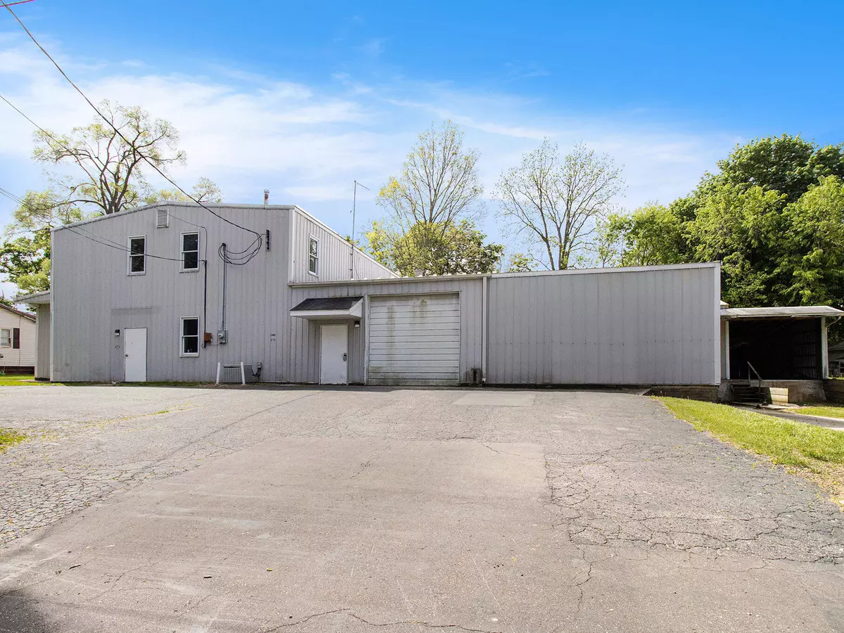 Three Rivers, MI 49093,315 7th Avenue