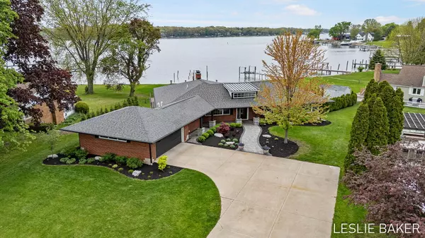 Holland, MI 49423,833 Allen Drive