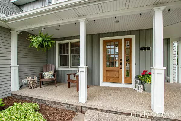 Zeeland, MI 49464,971 Sand Lake Drive