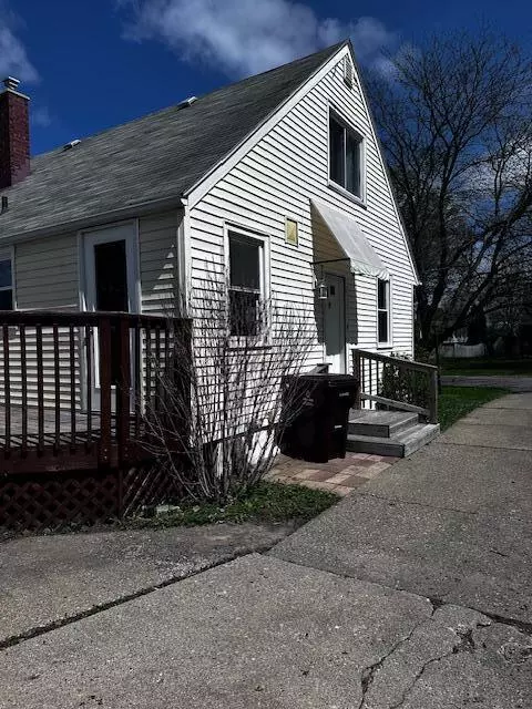 Lansing, MI 48917,921 Mitchell Avenue