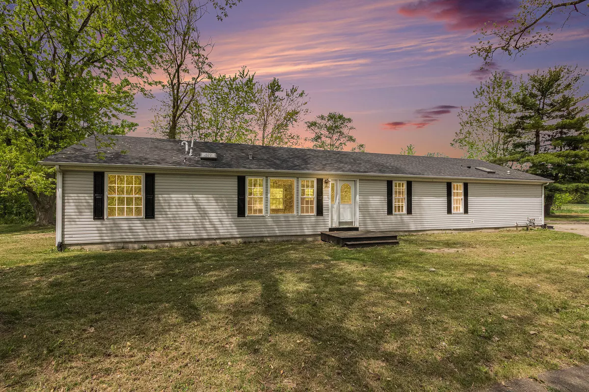 Baroda, MI 49101,9247 Holden Road