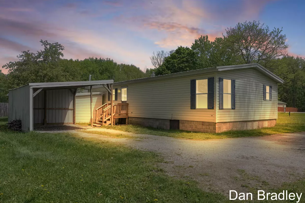 Howard City, MI 49329,412 Poplar Street