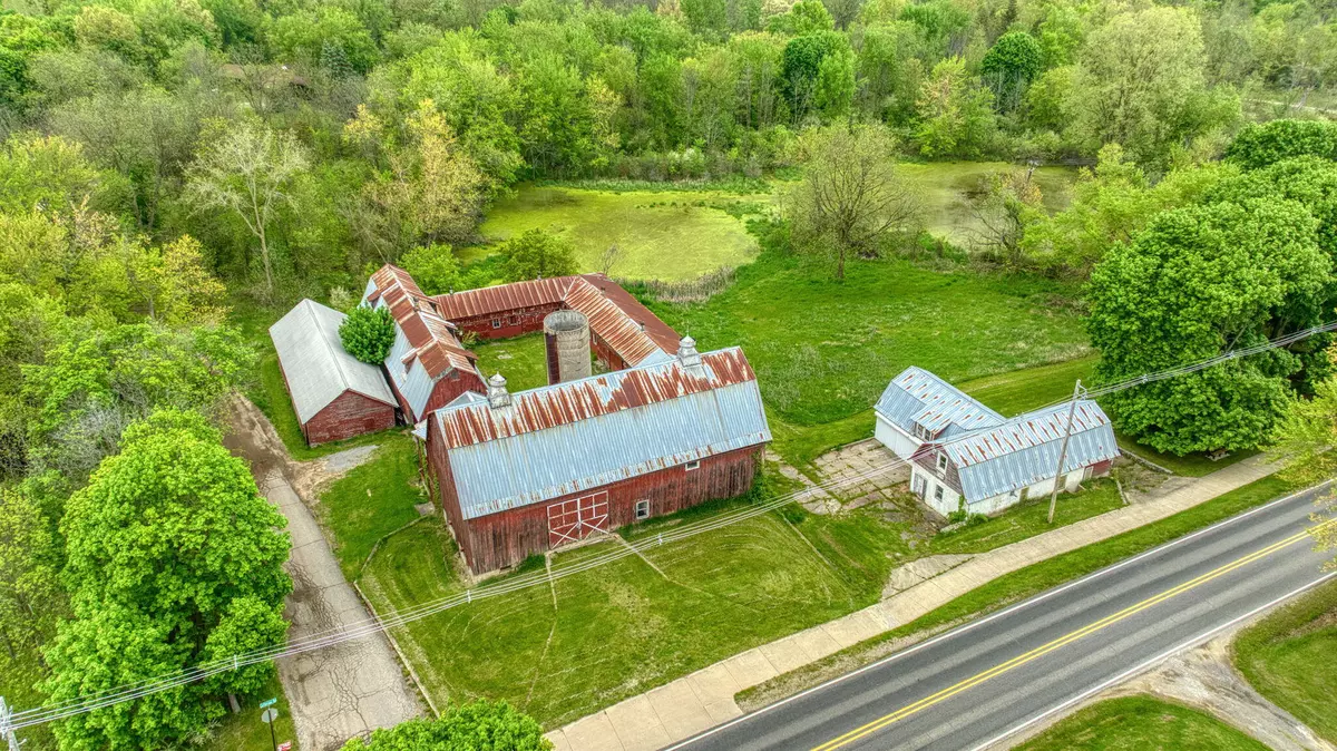 Clarklake, MI 49234,5280 Jefferson Road