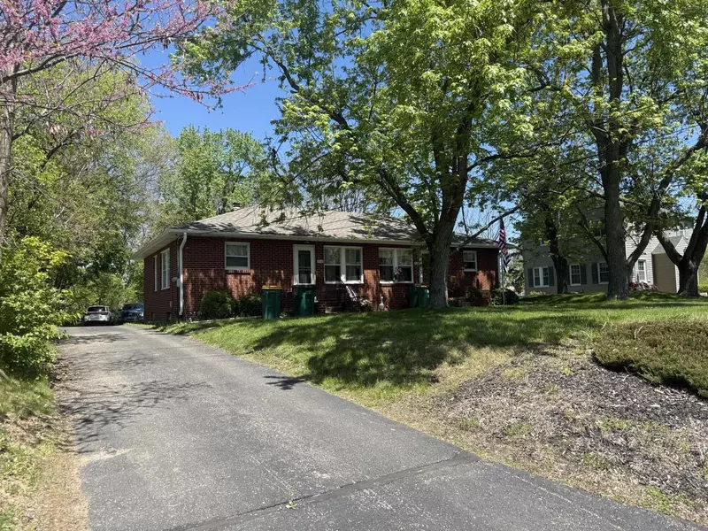 708 Upton Avenue, Springfield, MI 49037
