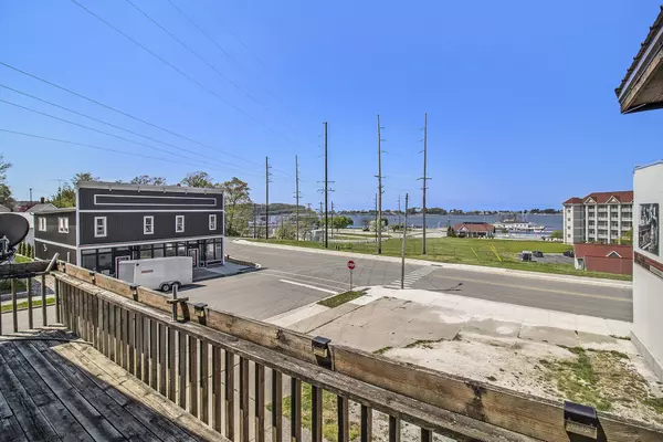 Ludington, MI 49431,929 S Washington Avenue