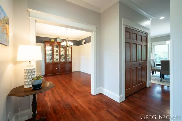 Ada, MI 49301,6200 Egypt Valley NE Court