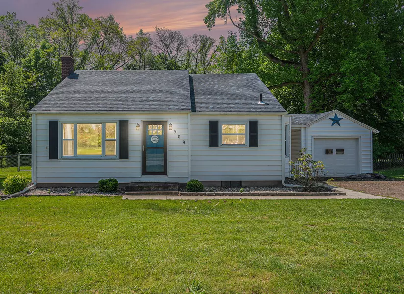 509 W W. Burr Oak Street, Centreville, MI 49032