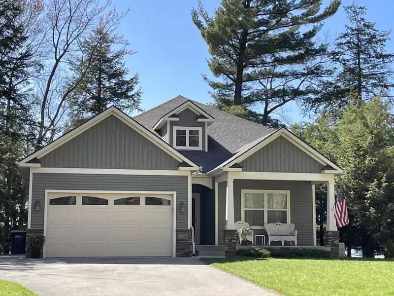 1339 W Outer Drive, Traverse City, MI 49685
