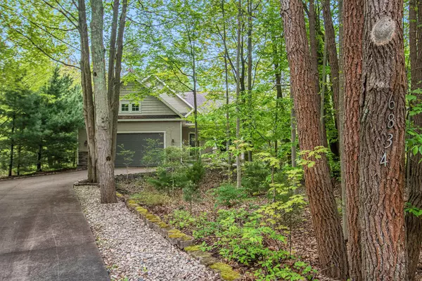Fennville, MI 49408,6834 Sherwood Trail