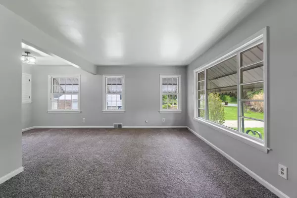 Jackson, MI 49203,854 Hinckley Boulevard