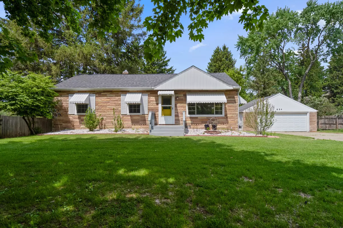 Jackson, MI 49203,854 Hinckley Boulevard