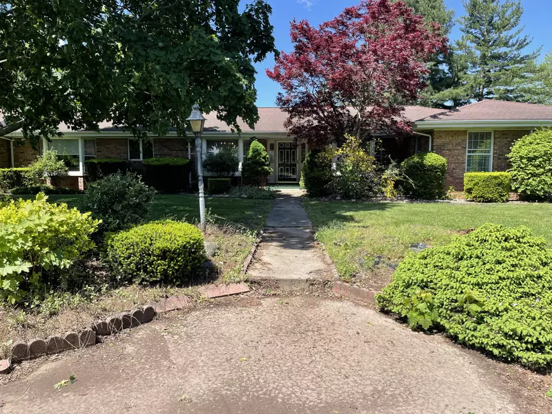 1120 Marshall Road, Tekonsha, MI 49092