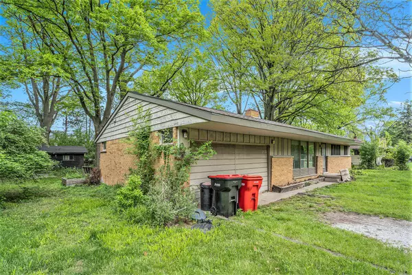 Southfield, MI 48033,25216 Muerland Road