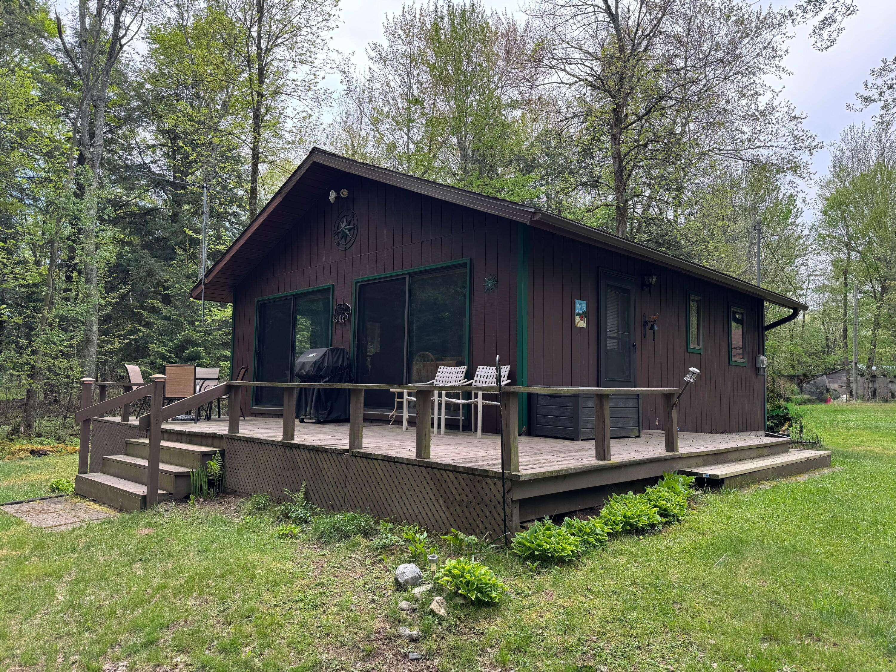 3574 N Comanche Trail, Branch, MI 49402