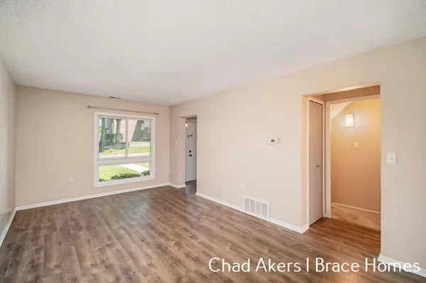 Grand Rapids, MI 49546,6244 Lincolnshire SE Court