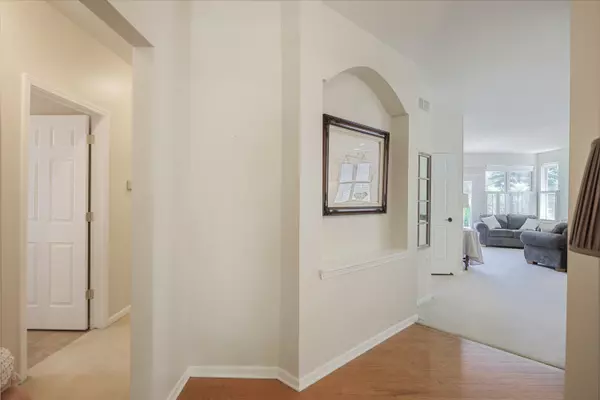 Auburn Hills, MI 48326,3618 Camden Court