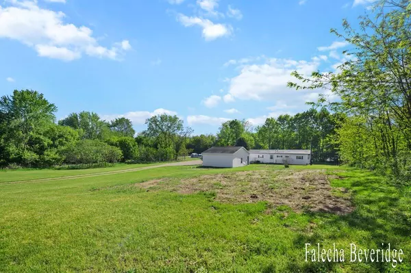 Allegan, MI 49010,914 32nd Street