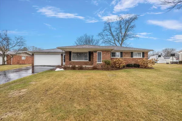 53383 Starlite Drive, Shelby Twp, MI 48316