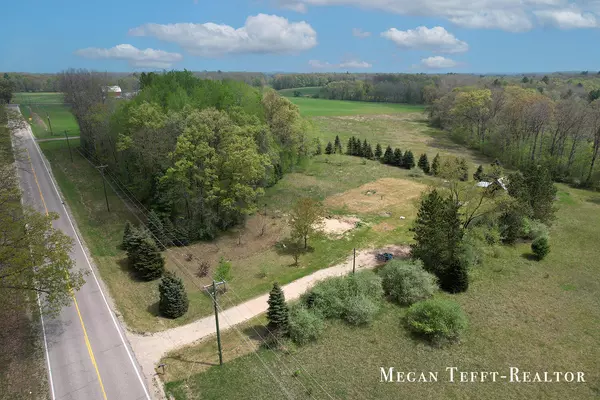 Howard City, MI 49329,10770 Long Road