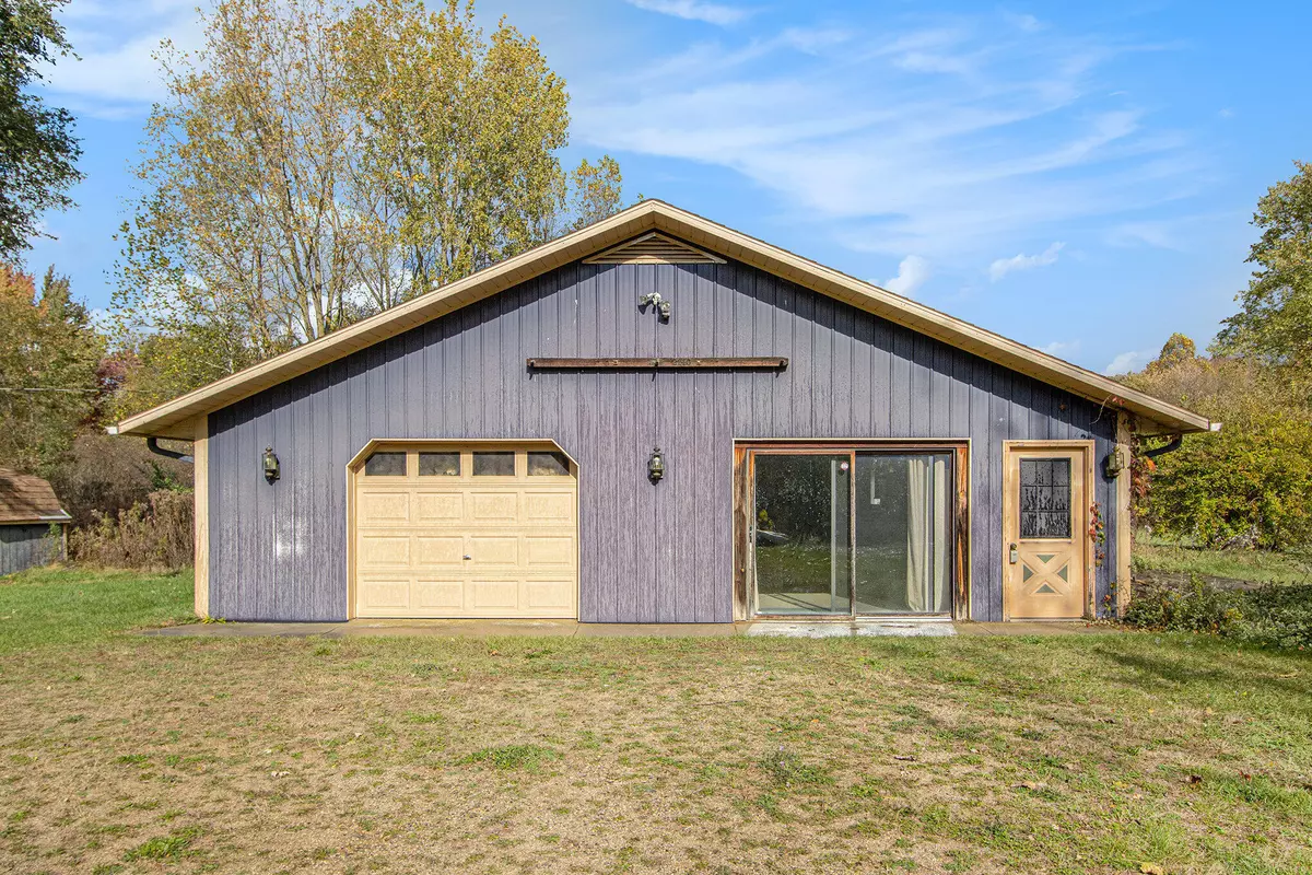 Plainwell, MI 49080,789 7th Street