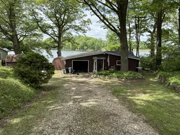 Dowling, MI 49050,471 Clear Lake Drive