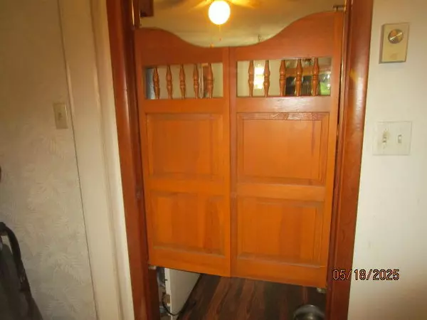 Coloma, MI 49038,260 W Saint Joseph Street