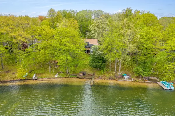 Canadian Lakes, MI 49346,11290 Alpine Road