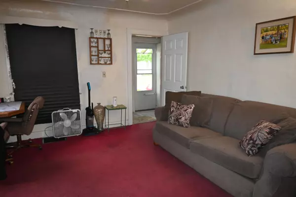 Muskegon, MI 49442,687 Evanston Avenue