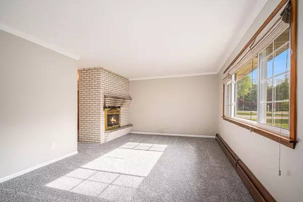 Niles, MI 49120,823 W Park Drive