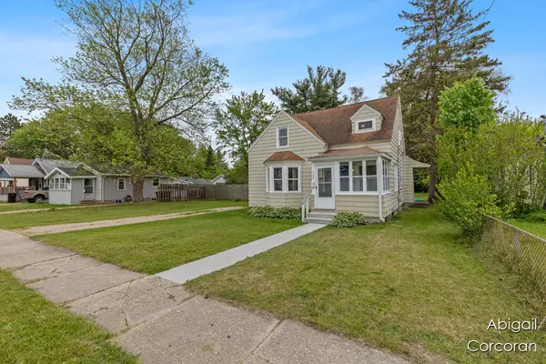 Wyoming, MI 49548,124 Janet SE Street