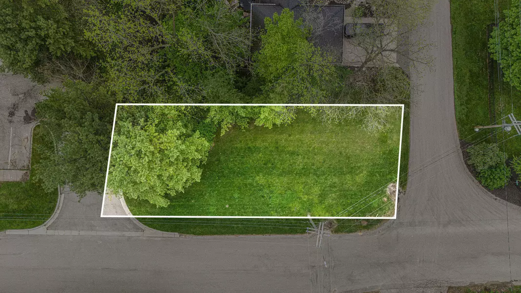 7187 Bradfield SE Street, Ada, MI 49301