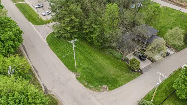 Ada, MI 49301,7187 Bradfield SE Street