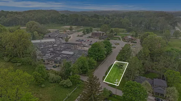 Ada, MI 49301,7187 Bradfield SE Street